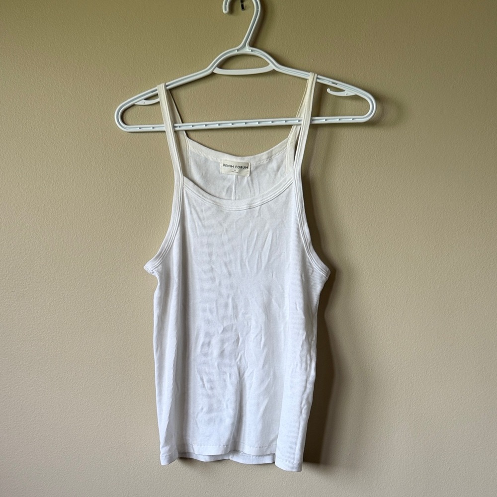 Denim Forum White Ribbed Scoop Tank